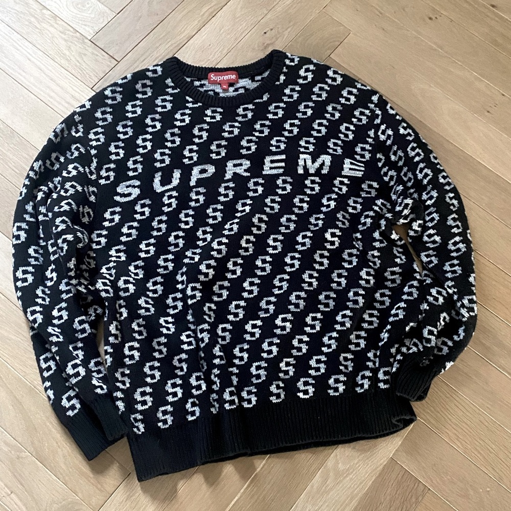 Fabulous SUPREME Mono Crewneck Sweater